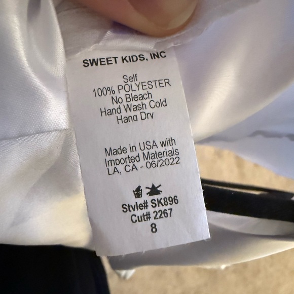 Elegant White Kids Dress - Picture 9 of 14